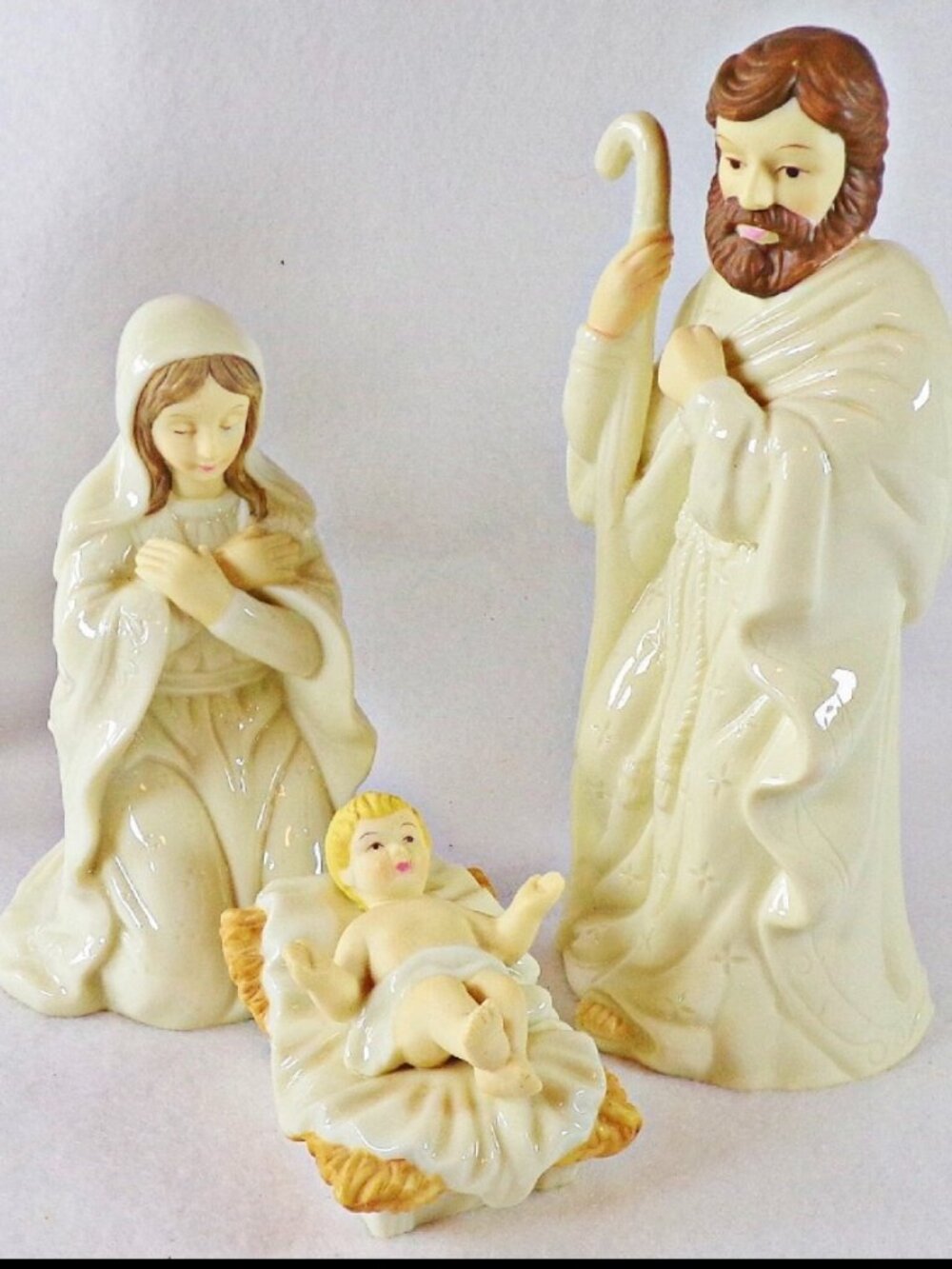 Vintage Silvestri White & Gold Christmas Ceramic Nativity Set Mary, Joseph, Baby
